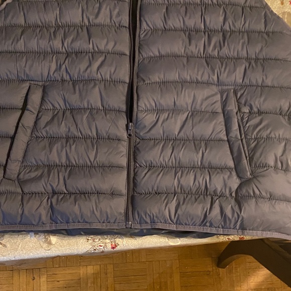 George Charcoal Quilted Vest - Picture 4 of 5